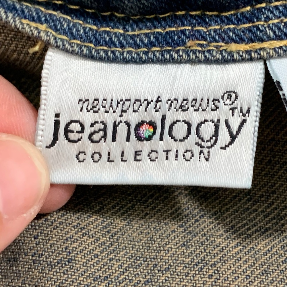 Vintage Unique Newport News Jeanology Jeans - Picture 5 of 7